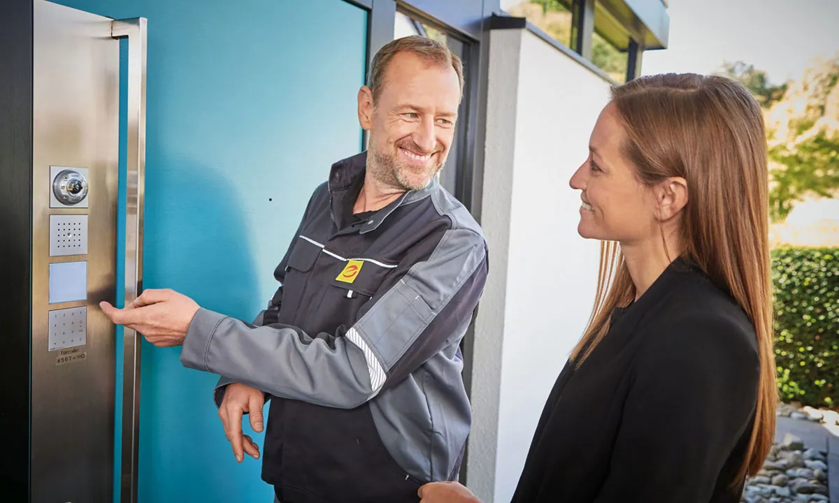Beratung - Türsprechstation mit Videoüberwachung &middot; Elektro Hornetz GmbH